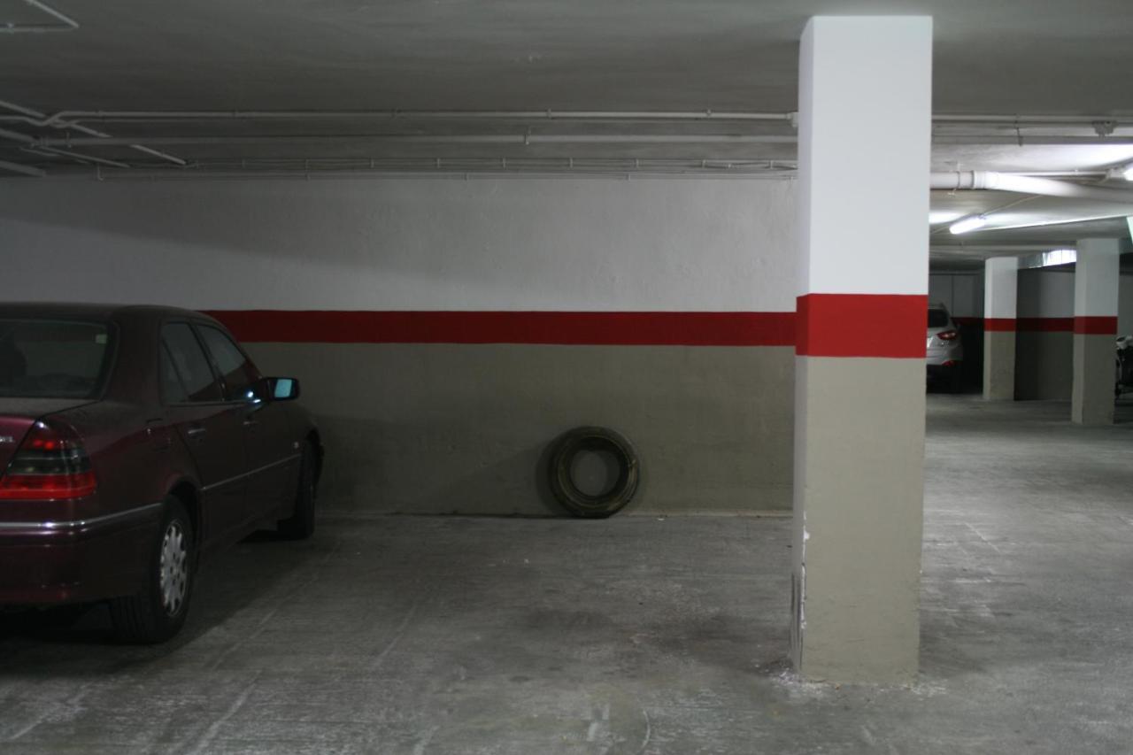 Mike'S Apartment. Parking Y Piscina 格拉纳达 外观 照片